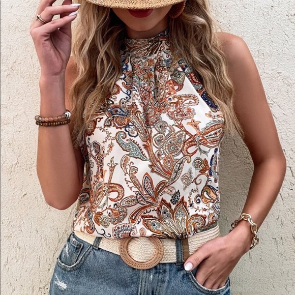 Boho Paisley Print Halter Top - Picture 3 of 7